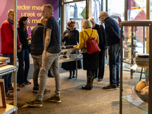 Opening facet aangepast